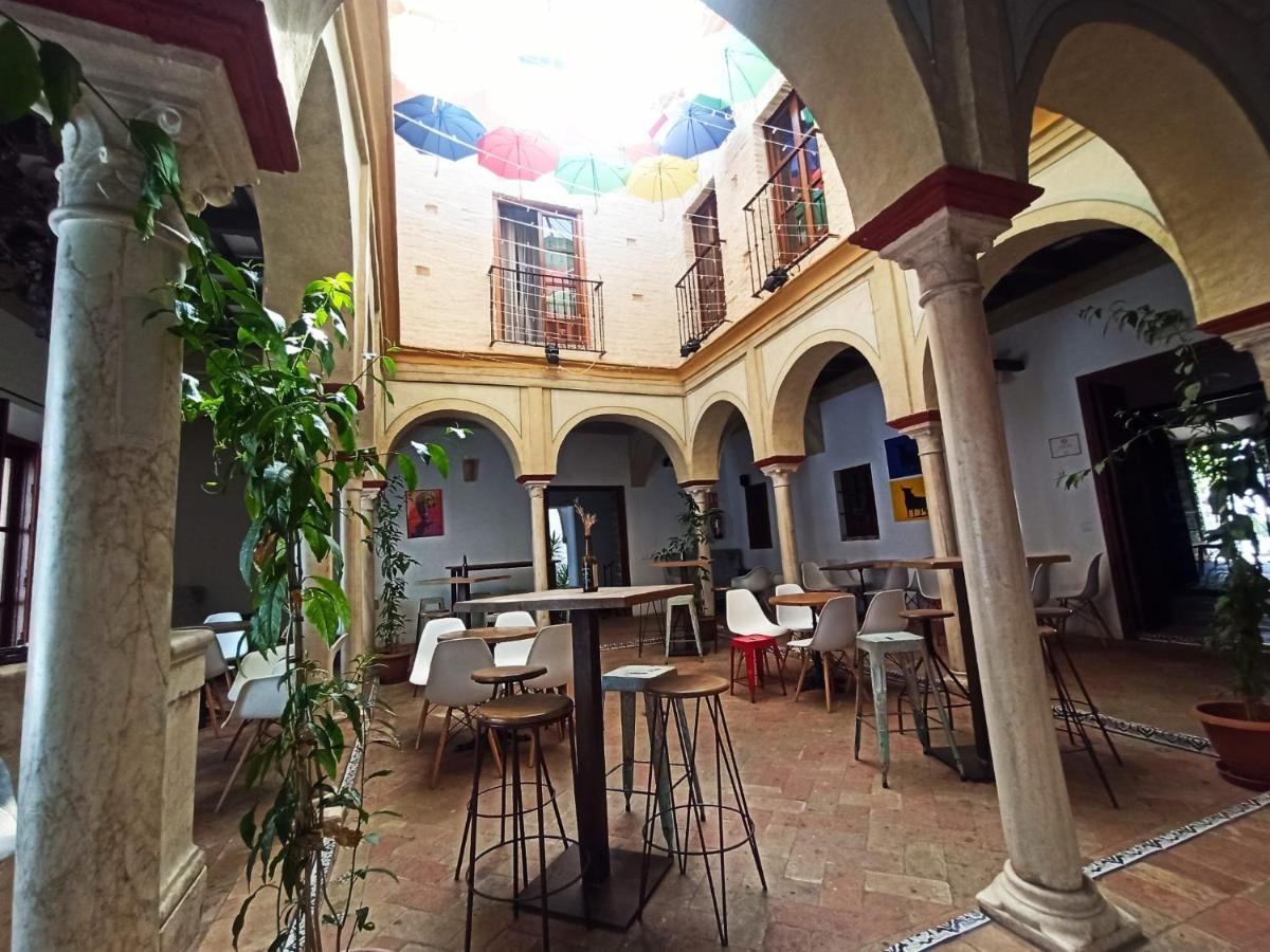 Frenteabastos Suites Cafe Hostal & Apartments Carmona  Bagian luar foto