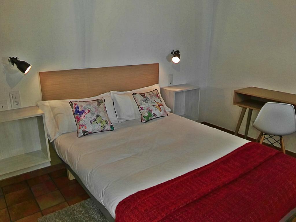 Frenteabastos Suites Cafe Hostal & Apartments Carmona  Bagian luar foto